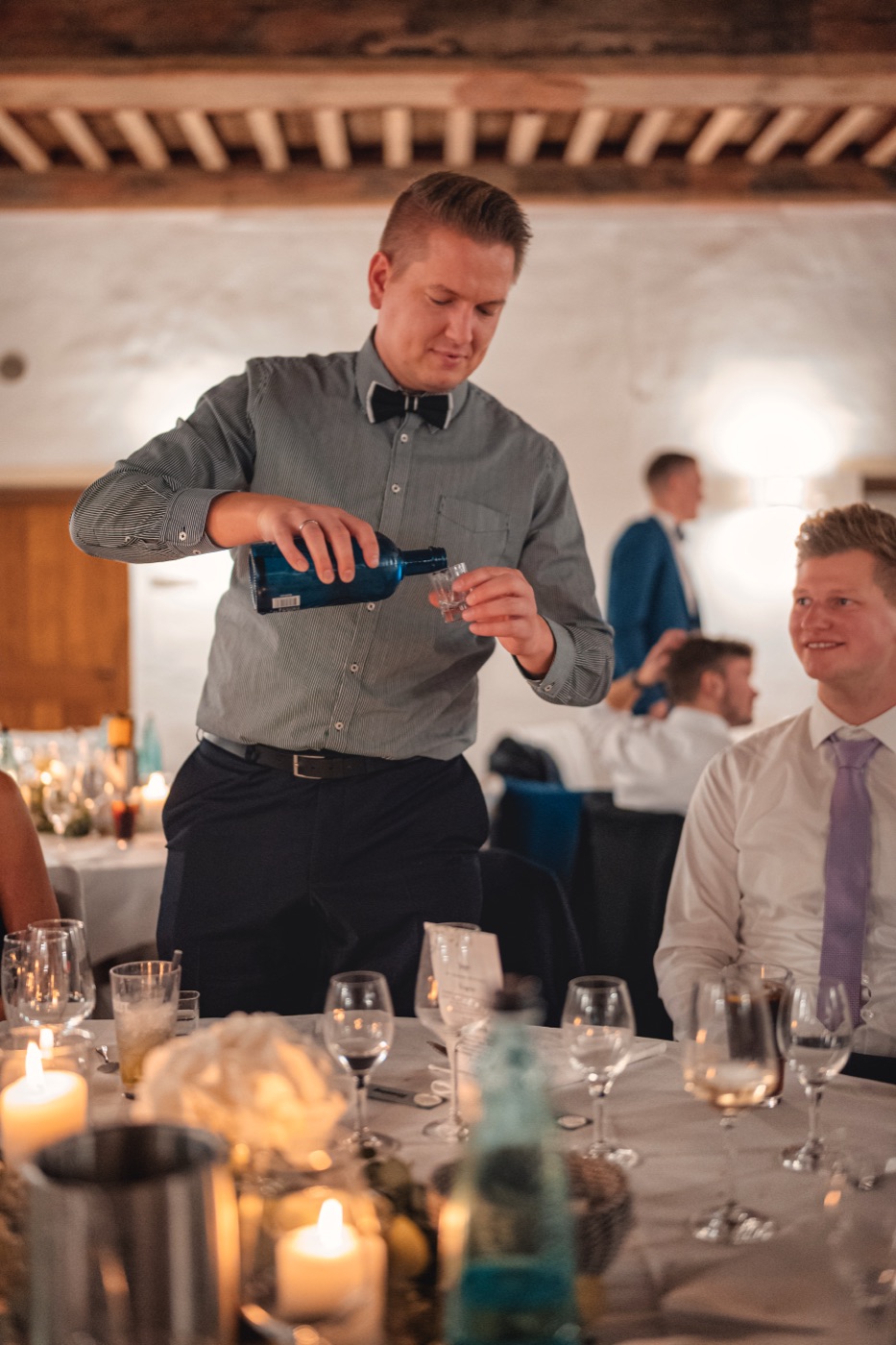 Ausgelassene Stimmung auf der Hochzeitsfeier