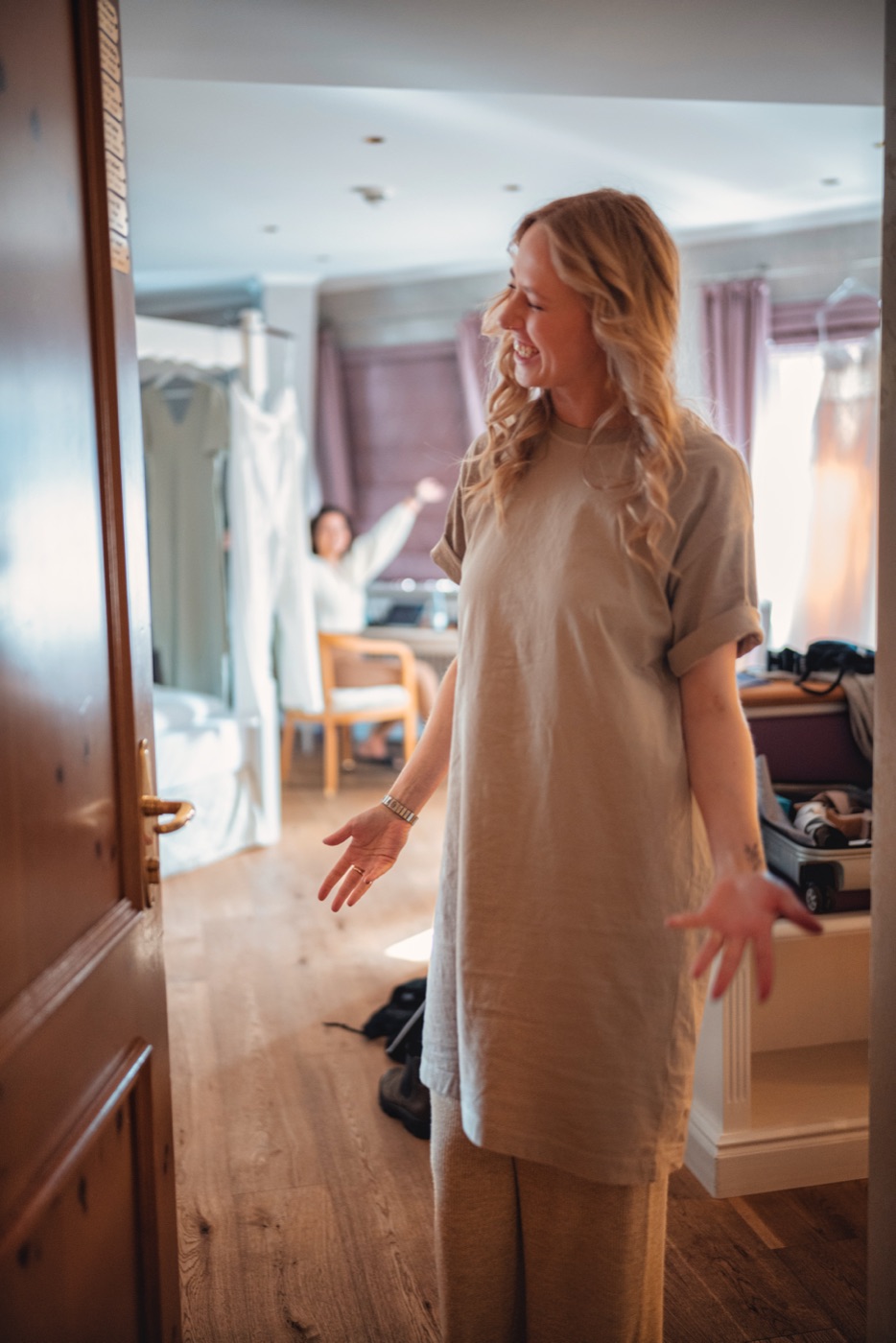 Vorbereitungen am Hochzeitsmorgen – Details und Emotionen