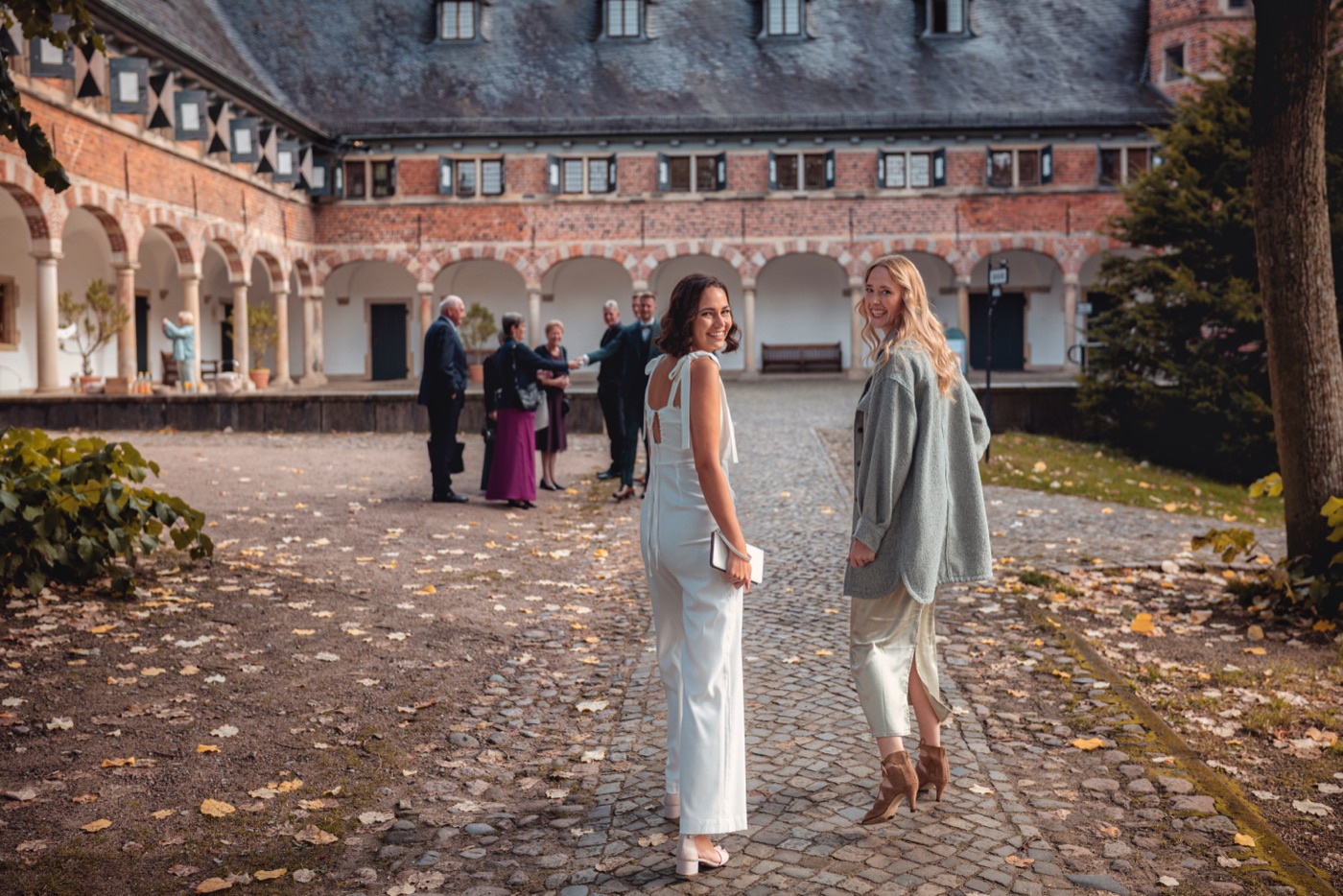 Letzte Vorbereitungen vor der Trauung im Schloss Reinbek