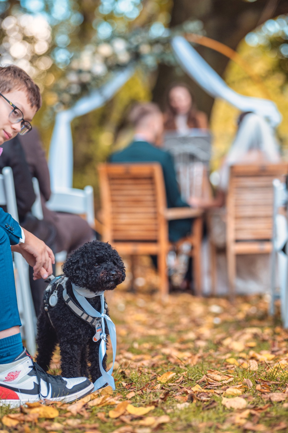 Freie Trauung im Schlosspark – natürliche Hochzeitsfotografie