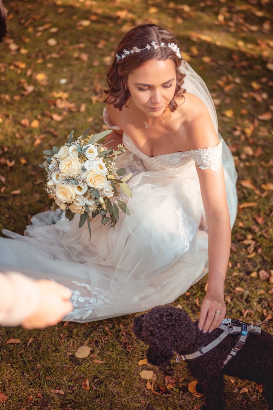 Romantische Bilder nach der Trauung im Abendlicht