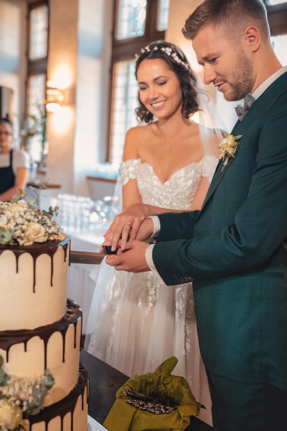 Kaffeetafel und Torte bei der Hochzeitsfeier