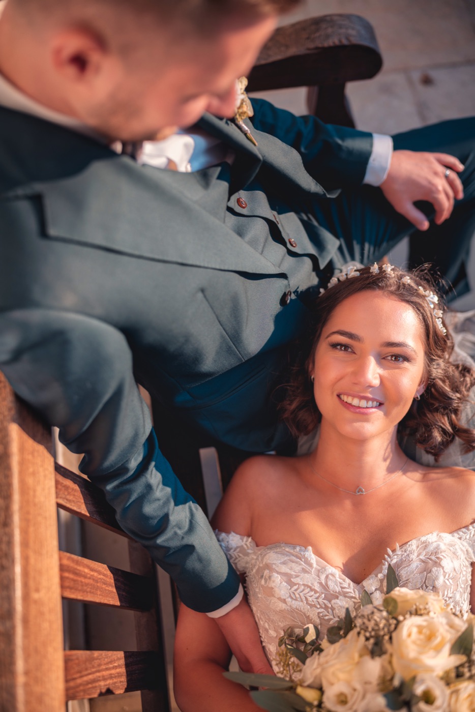 Kaffeetafel und Torte bei der Hochzeitsfeier