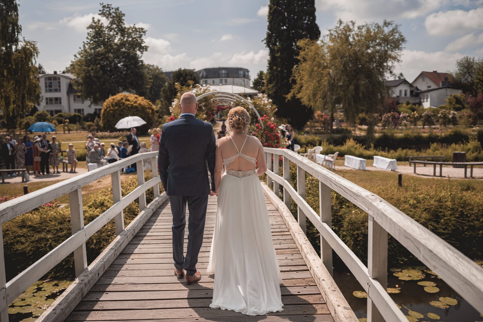 Brautpaar im Rosarium Uetersen