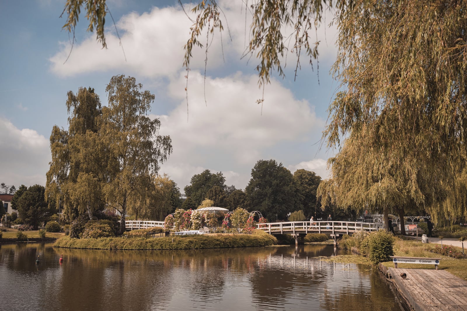 Trauung im Rosarium Uetersen auf der Hochzeitsinsel